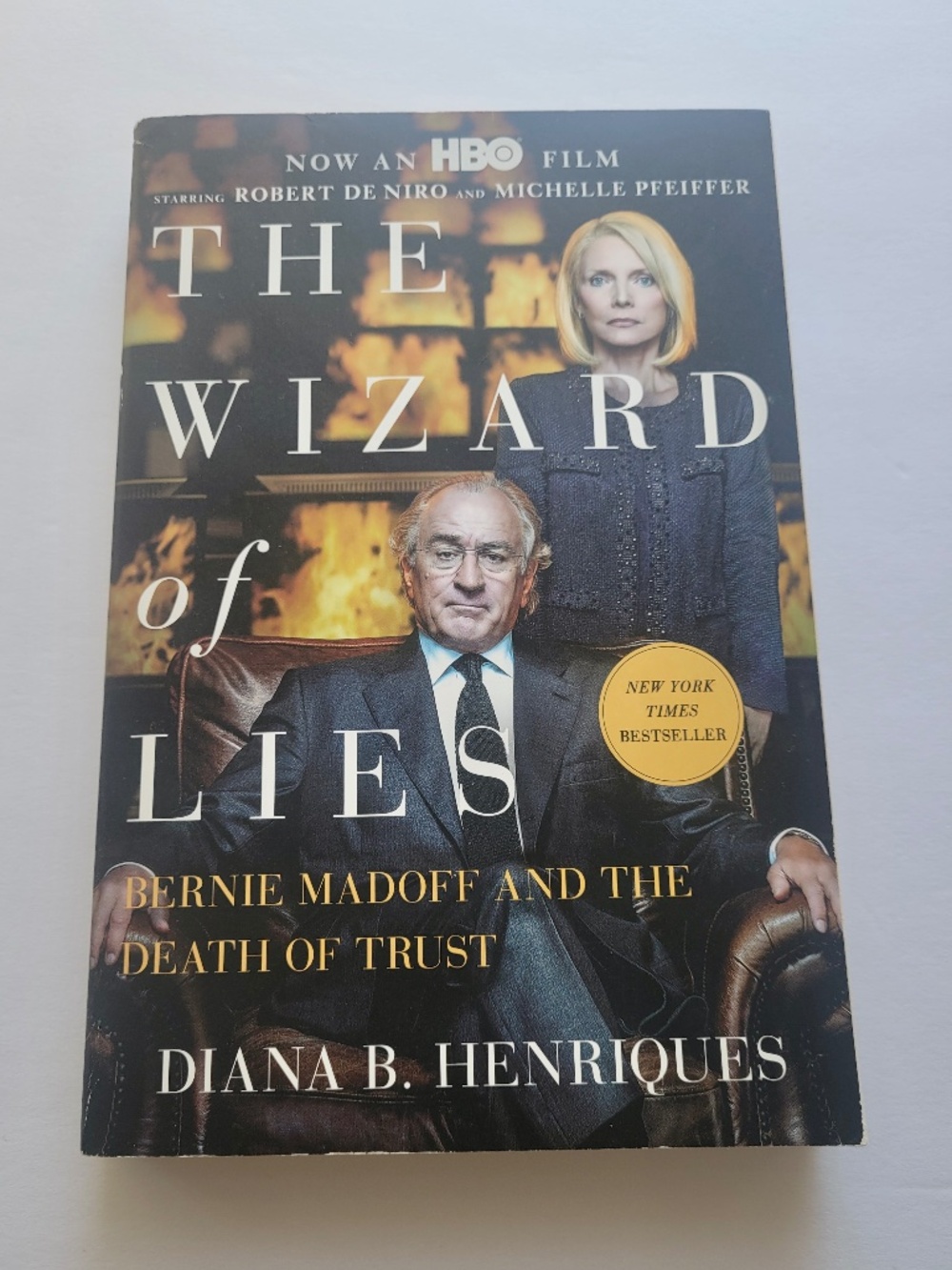 The Wizard Of Lies by Diana B. Henriques Softcover Book
